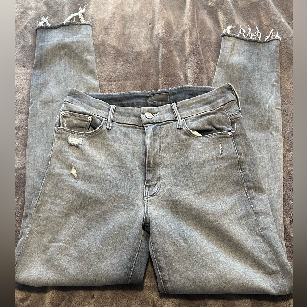 MOTHER Gray Looker Ankle Fray Jeans